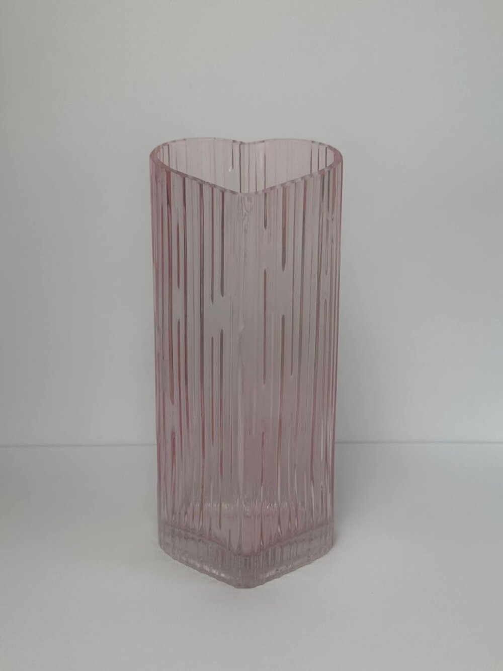 Blush Heart-shapped Ribbed Glass Vase
